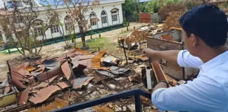 18 Pastores arrestados y templos demolidos en La India 18 pastores arrestados